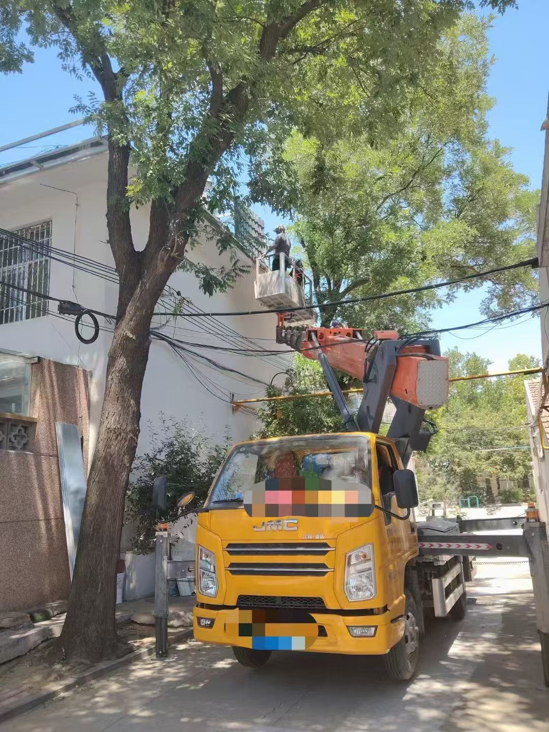 七台河市高空作业车能吊装重物吗？最大承载多少公斤？